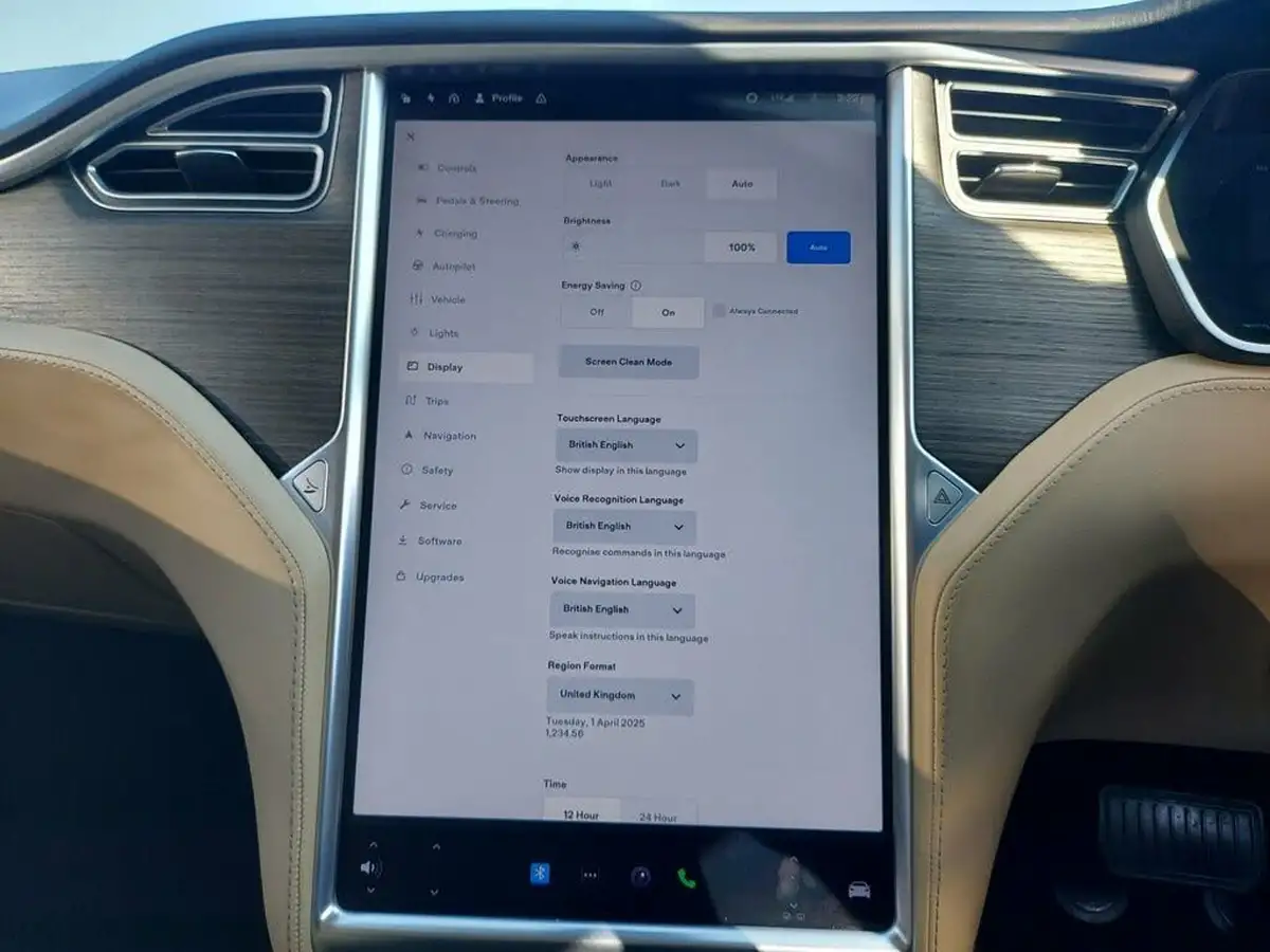 2017-tesla-model-s-e-90d-311kw-nav-big-34