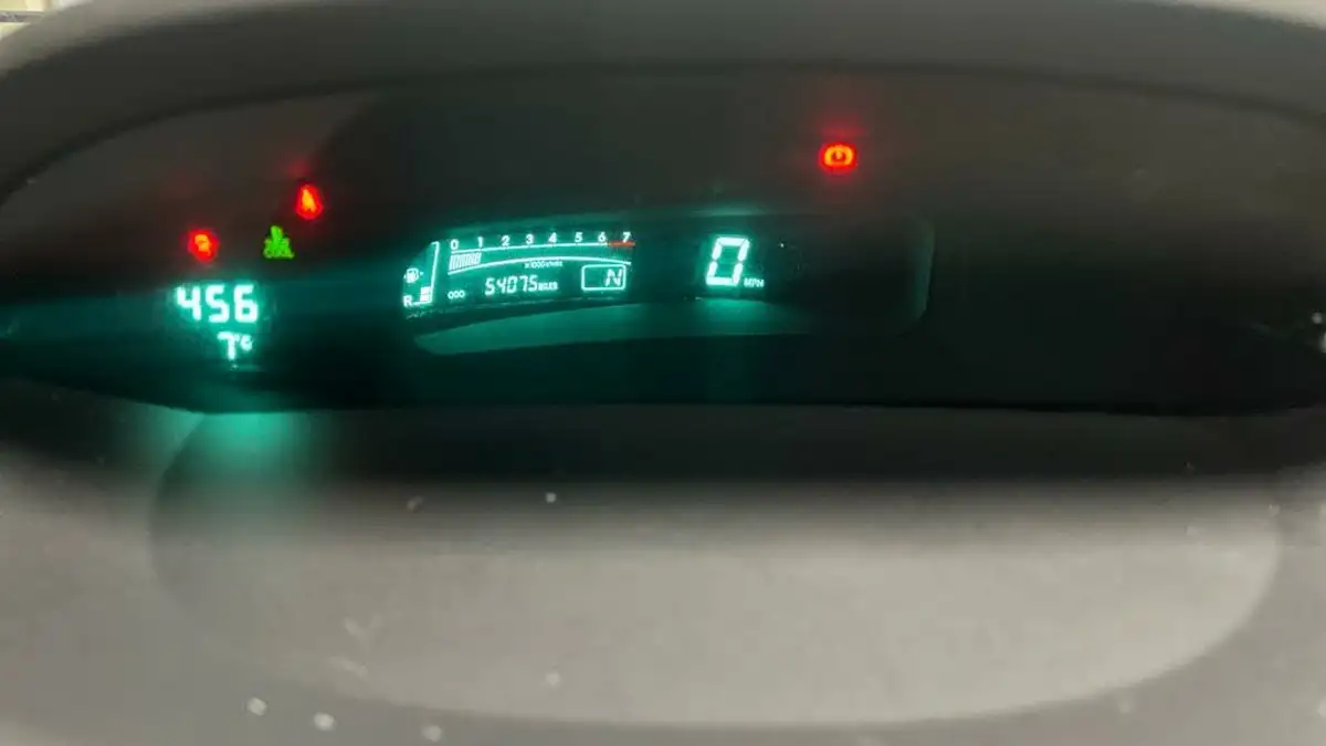 2007-toyota-yaris-13-zinc-5d-mmt-big-10