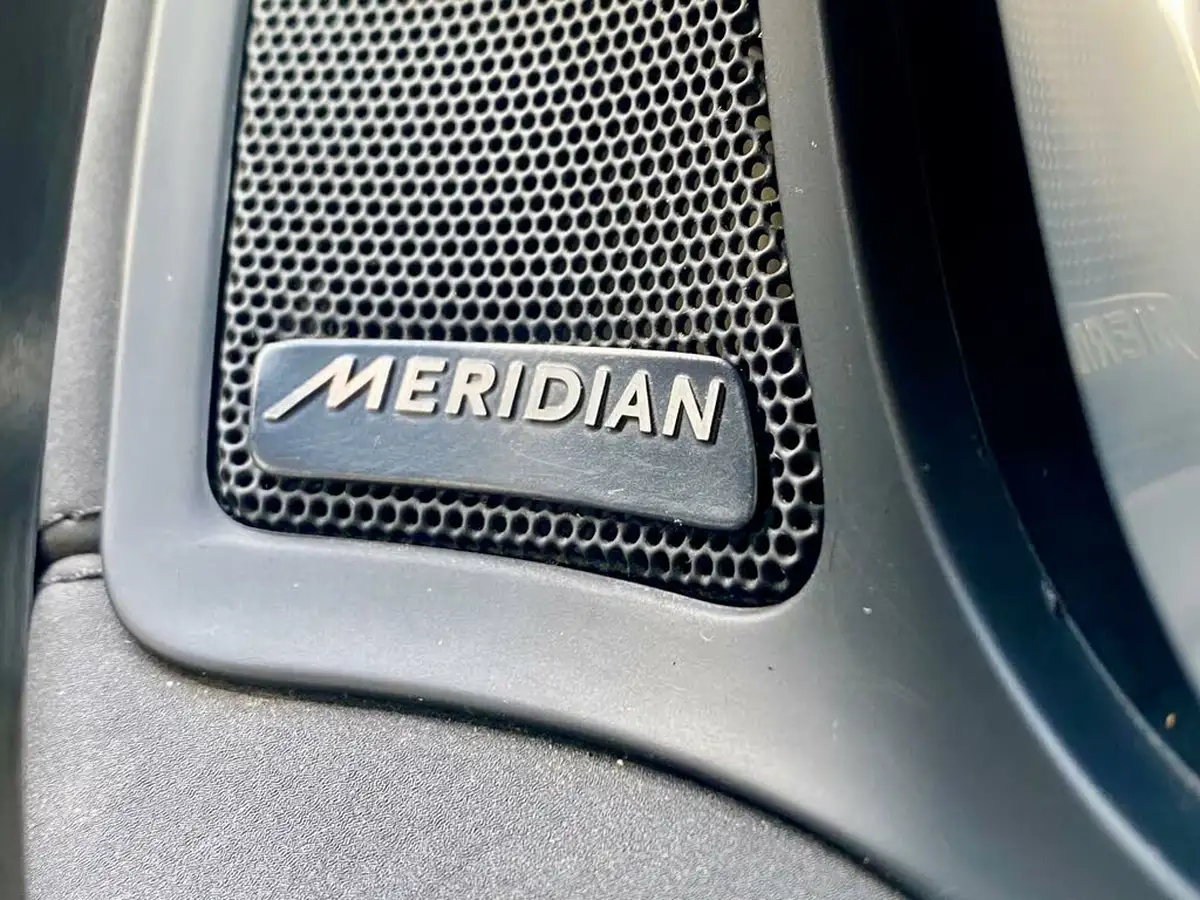 2019-land-rover-discovery-sport-20td4-landmark-big-24