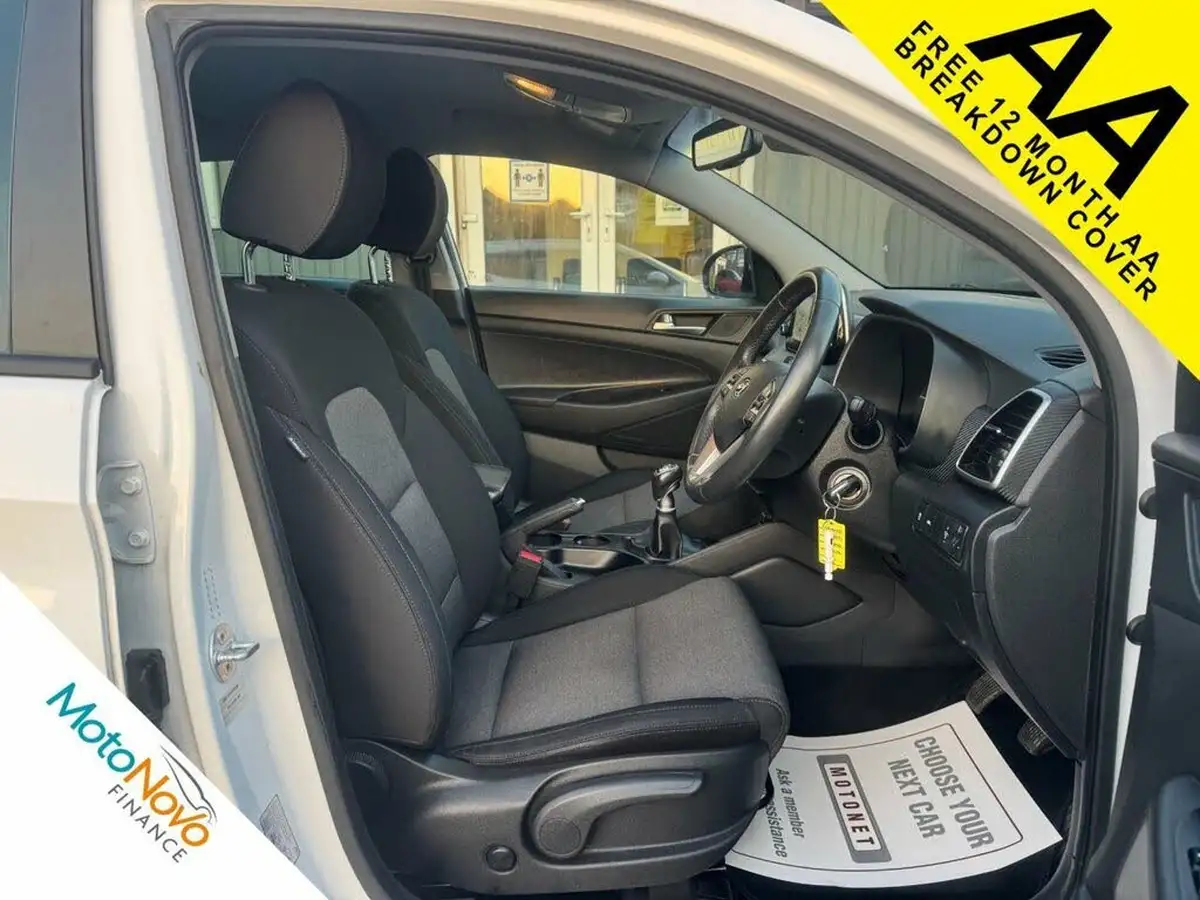 2019-hyundai-tucson-16-gdi-se-nav-big-9