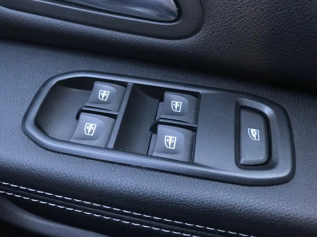 2022-dacia-duster-13-tce-prestige-150bhp-edc-big-19