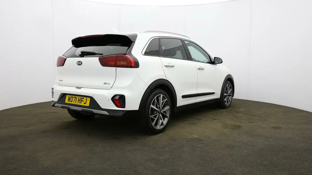 2021-kia-niro-16-gdi-4-132kwh-big-47