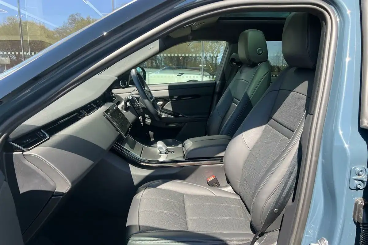 2024-land-rover-range-rover-evoque-20-d200-dynamic-hse-big-39