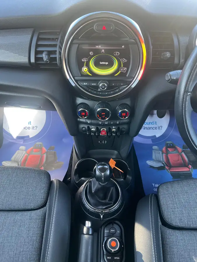 2015-mini-cooper-15-cooper-3d-big-21