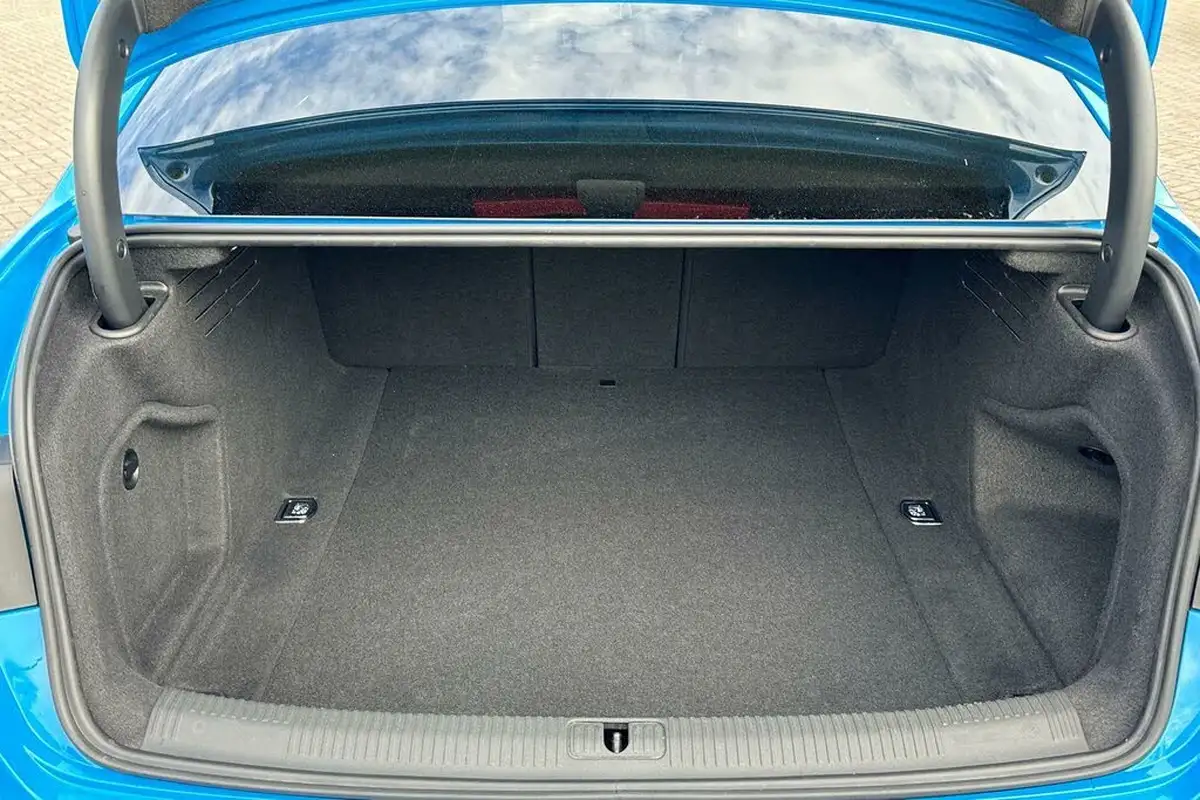 2022-audi-a4-20-40-tfsi-s-line-big-25