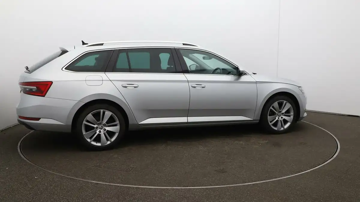 2020-skoda-superb-20tdi-se-l-150ps-estate-dsg-big-42