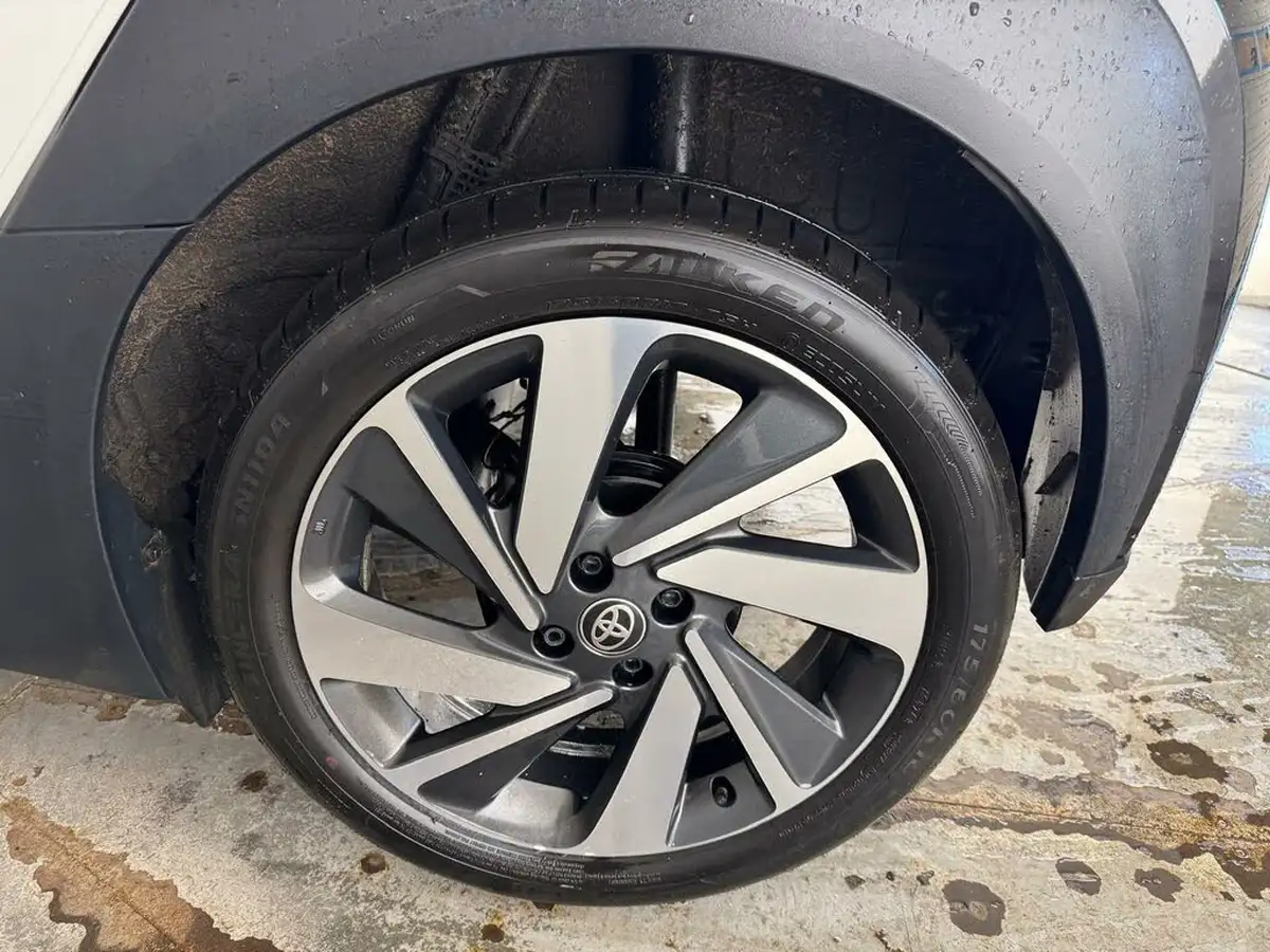 2024-toyota-aygo-x-10-vvt-i-edge-big-26