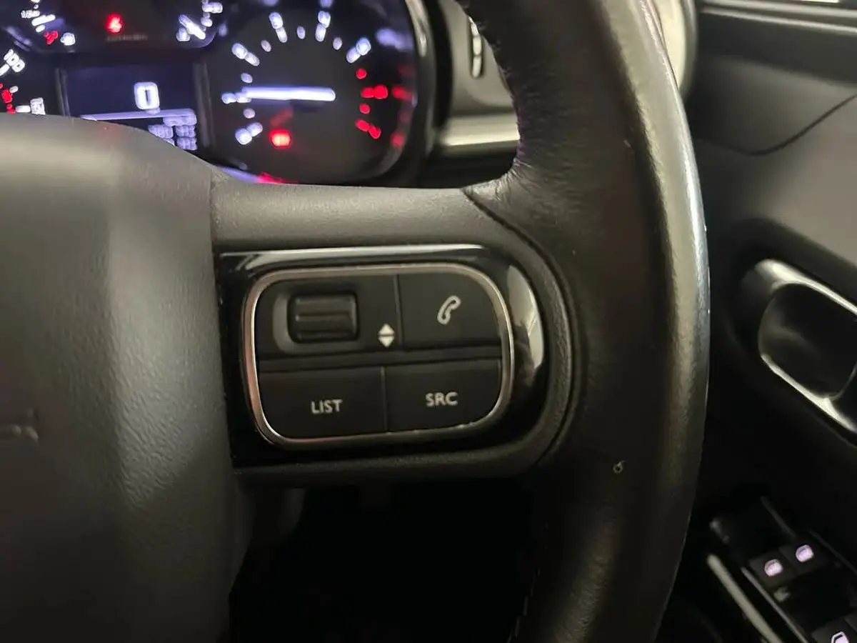 2020-citroen-c3-12-puretech-flair-83ps-big-30