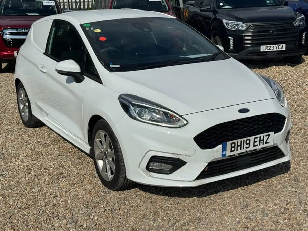 2019-ford-fiesta-10-ecoboost-sport-125pseu6dt-big-3