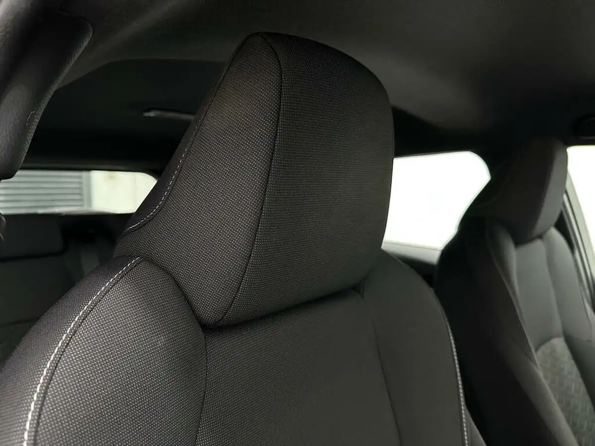 2021-toyota-corolla-20-vvt-i-icon-tech-touring-sports-big-28