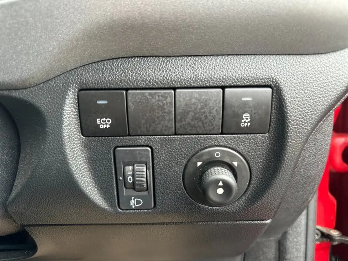 2016-citroen-berlingo-12-puretech-multispace-feel-big-17