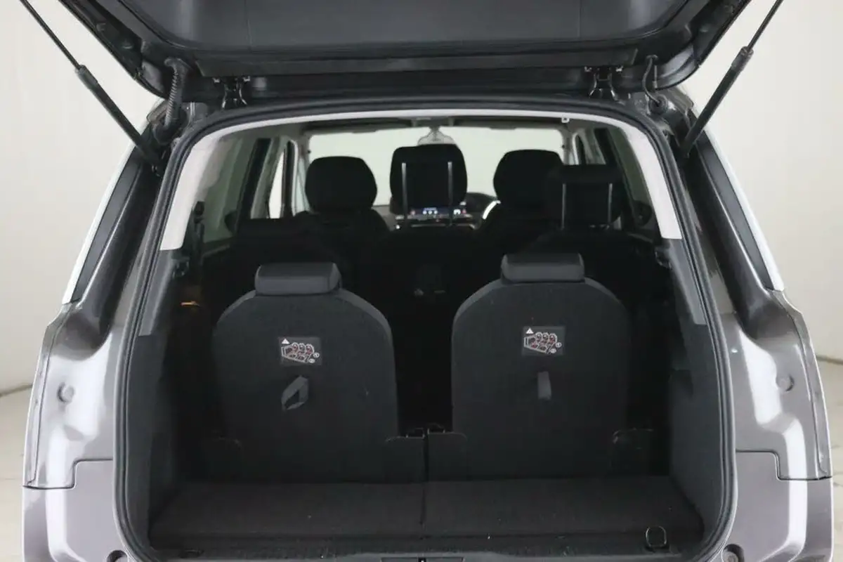 2021-citroen-grand-c4-spacetourer-12-puretech-sense-big-13
