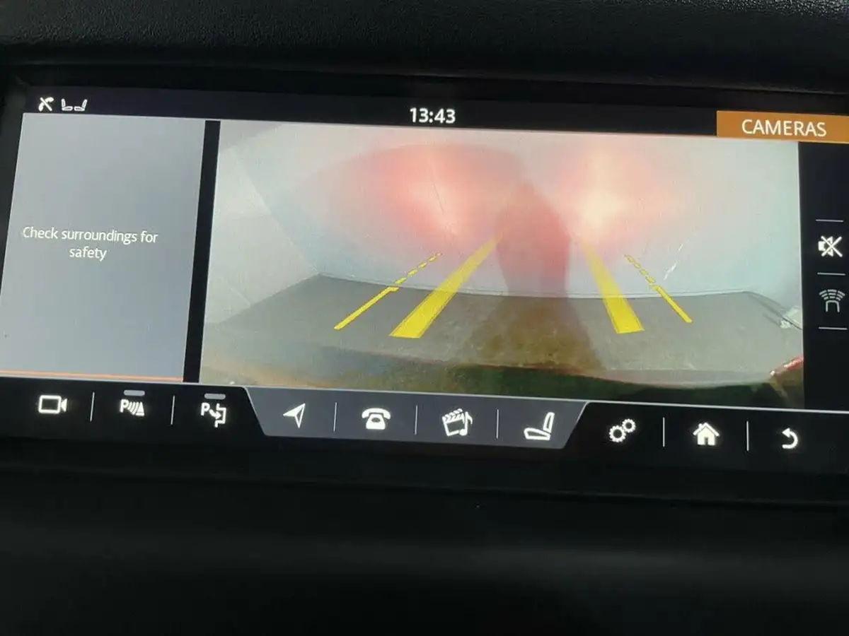 2017-land-rover-discovery-sport-20sd4-hse-dynamic-lux-big-16