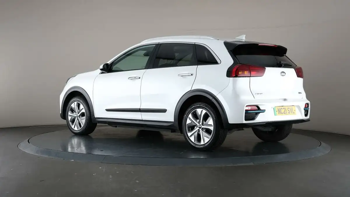 2021-kia-e-niro-ev-2-134bhp-39-big-40