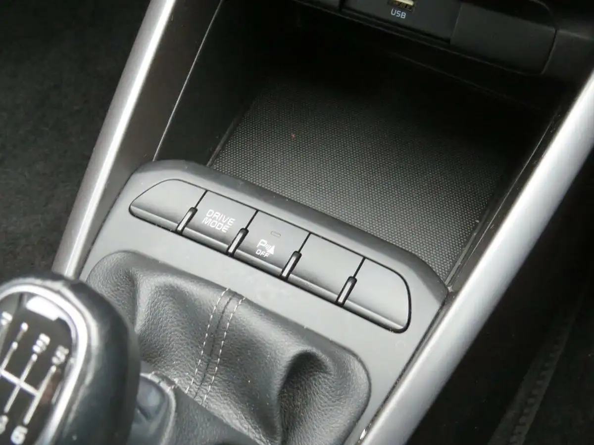 2021-kia-stonic-10-t-gdi-gt-line-big-19
