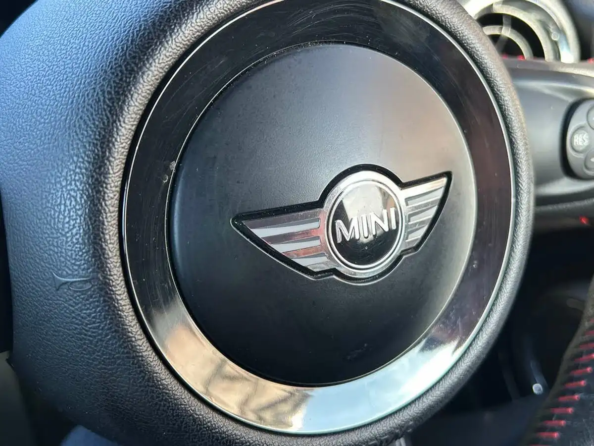 2012-mini-cooper-16-cooper-s-184bhp-sport-chili-hatchback-3d-big-34