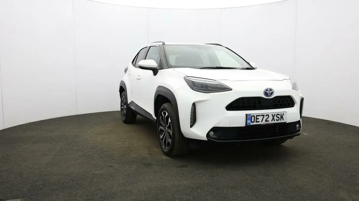 2022-toyota-yaris-cross-15-vvt-i-design-big-36