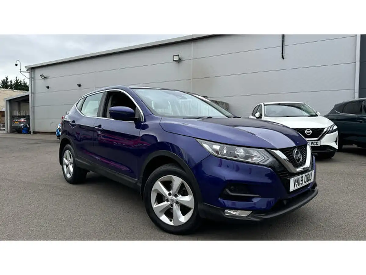 2019-nissan-qashqai-13-dig-t-acenta-premium-140ps-big-0