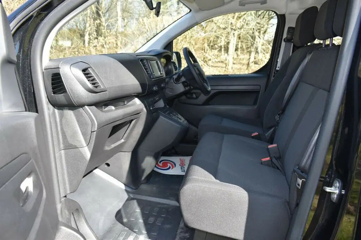 2023-citroen-spacetourer-e-business-edition-xl-big-18