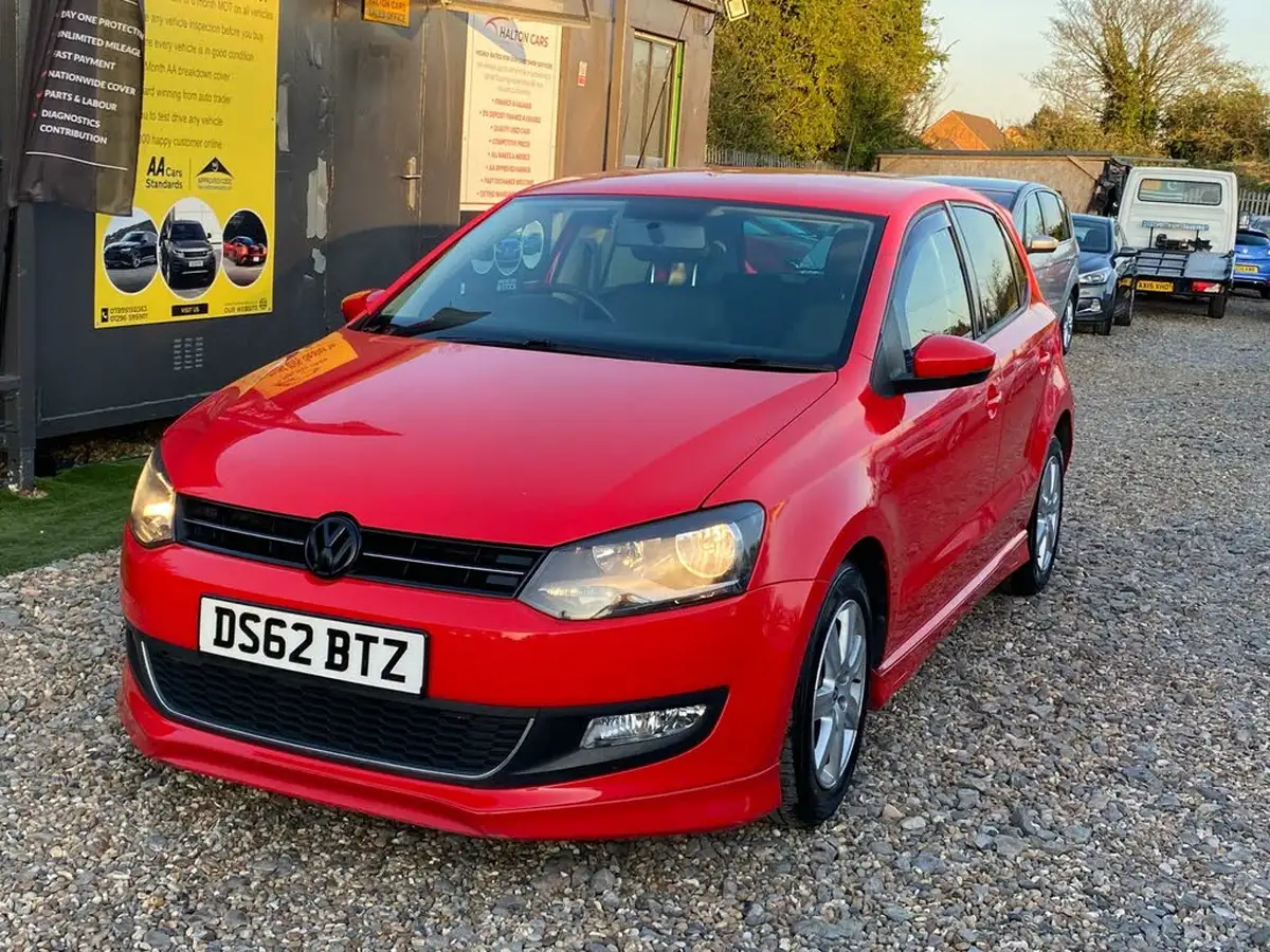 2012-volkswagen-polo-12-match-60ps-5d-big-4