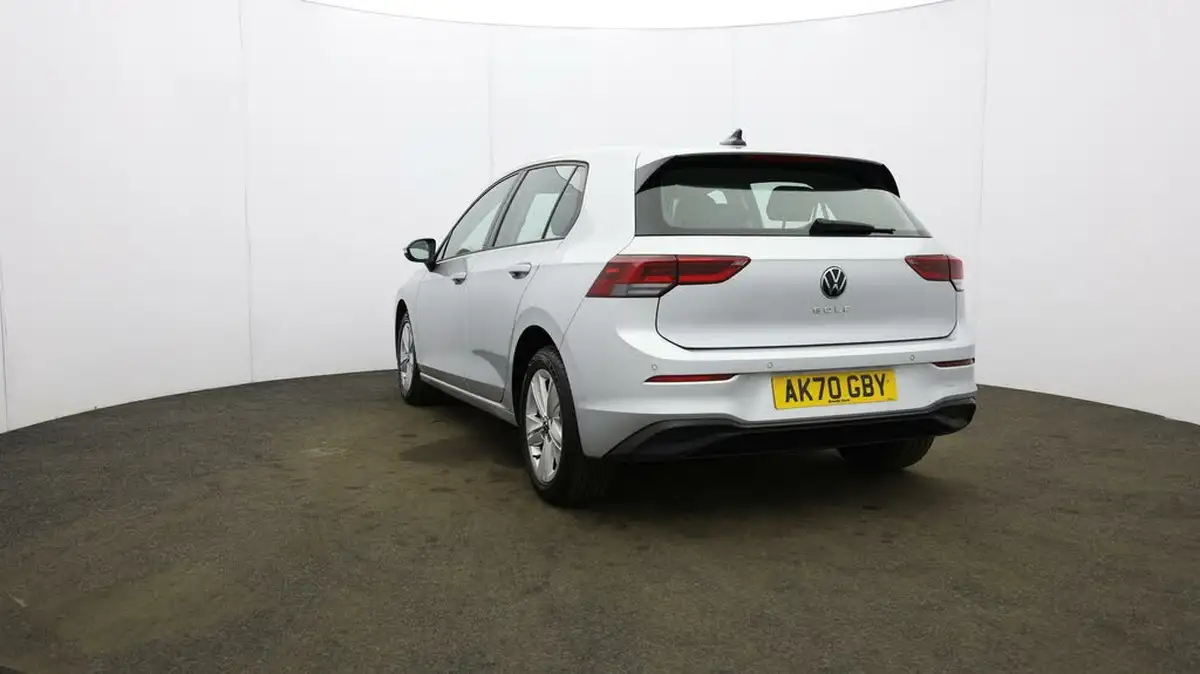 2020-volkswagen-golf-15-tsi-life-130ps-hatchback-big-24