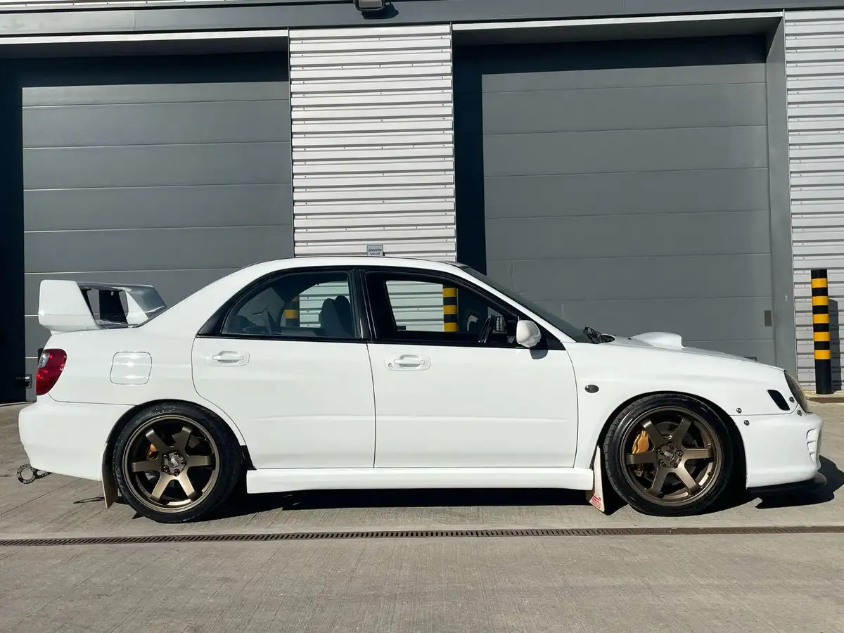 2002-subaru-impreza-20-wrx-uk300-ltd-edn-215bhp-big-29