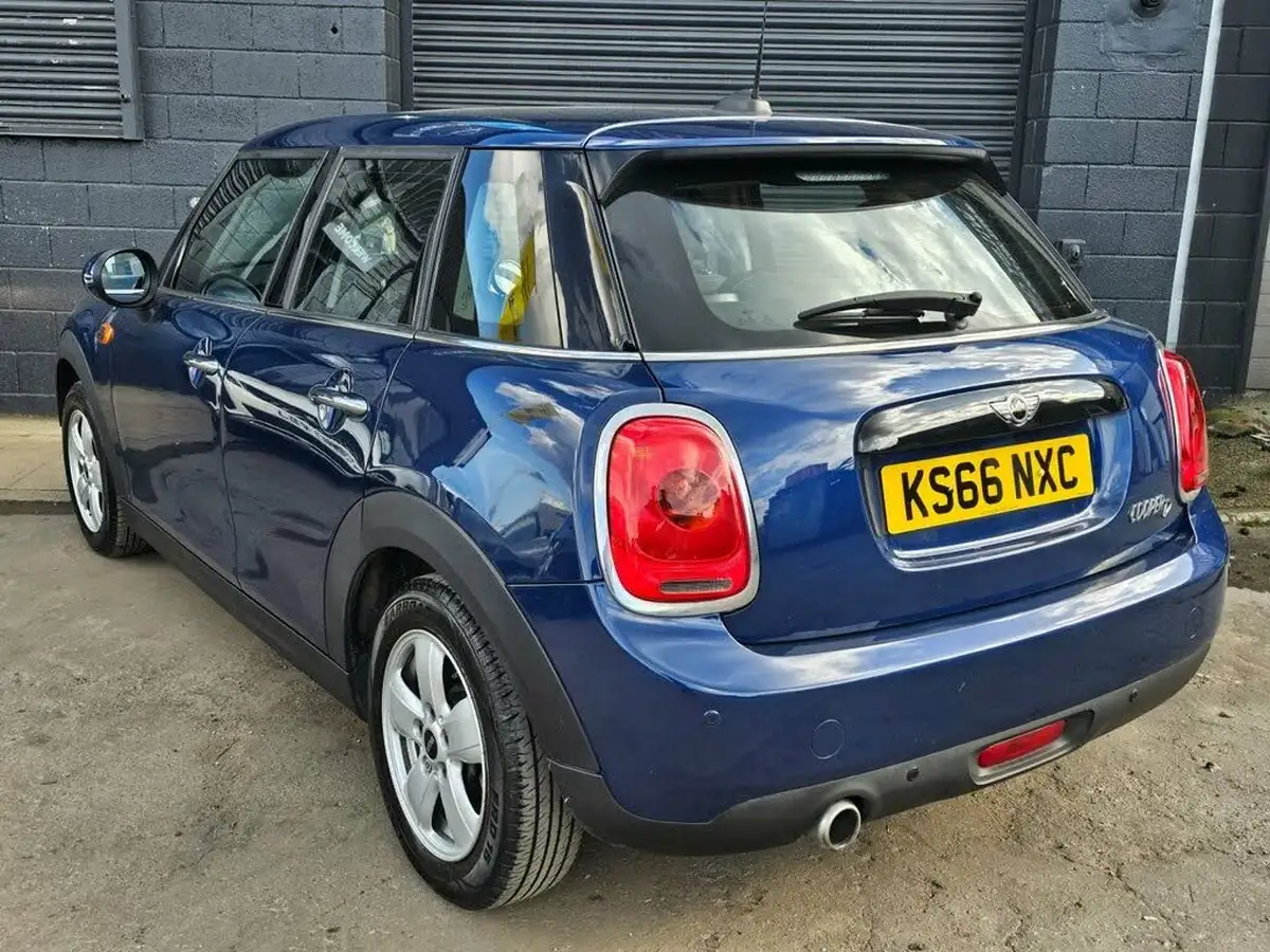 2017-mini-cooper-15td-cooper-d-ss-hatchback-5d-big-8