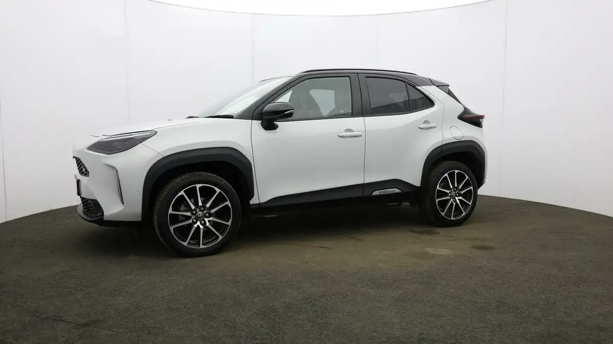 2023-toyota-yaris-cross-15-vvt-i-gr-sport-big-26