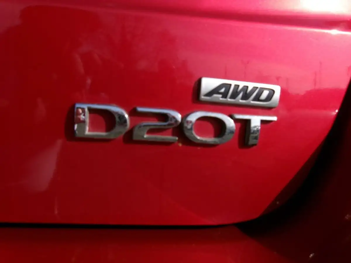2013-kgm-ssangyong-korando-20td-se4-big-36