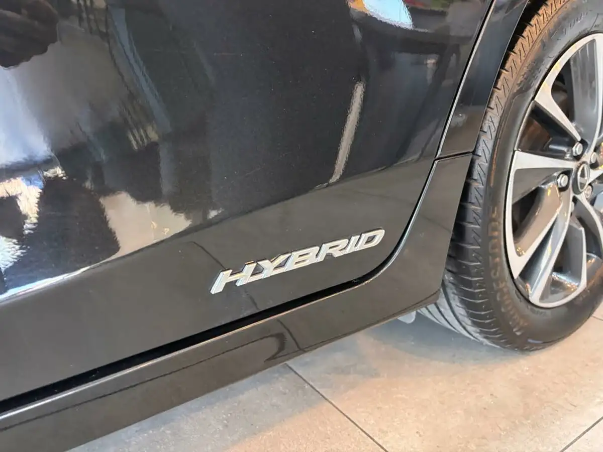2021-lexus-ct-200h-18-ct-big-13