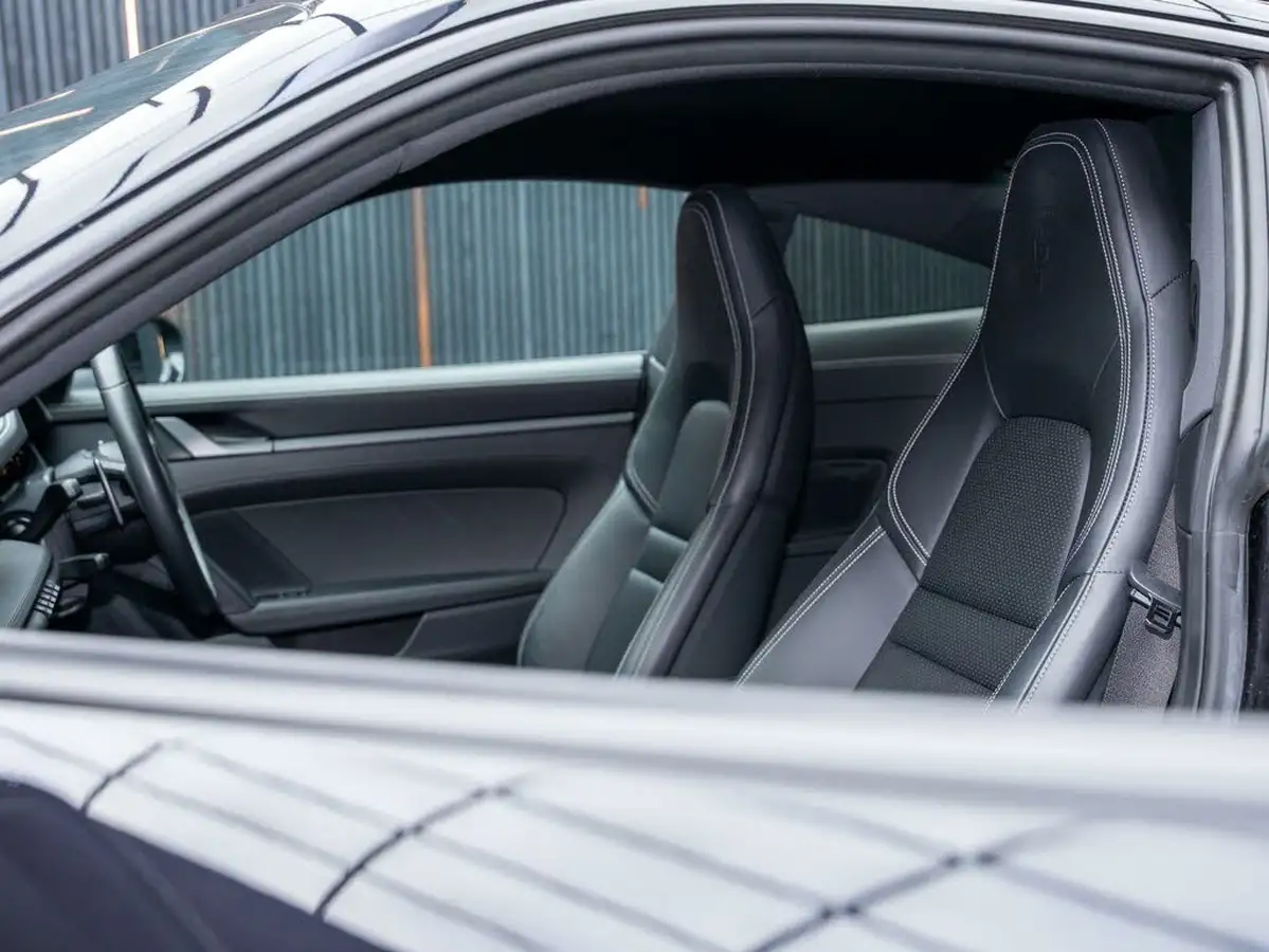 2023-porsche-911-30-carrera-coupe-big-34