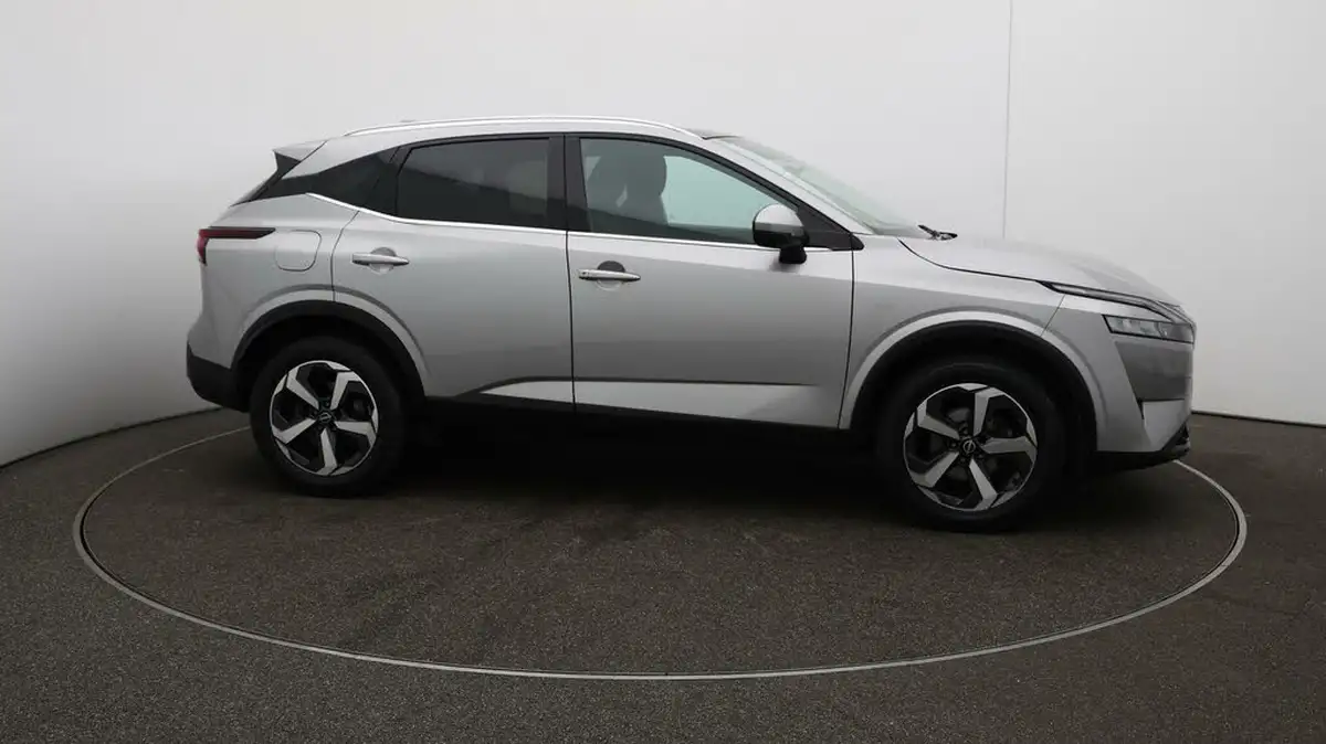 2022-nissan-qashqai-13-dig-t-n-connecta-140ps-big-40