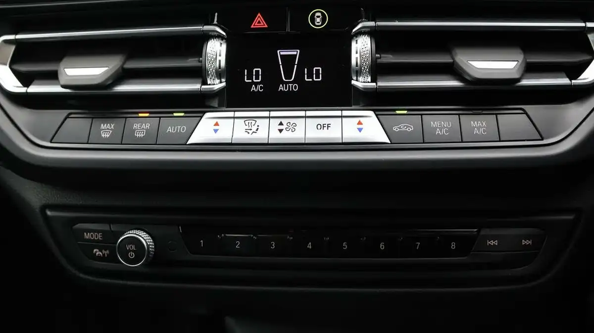 2021-bmw-2-series-15-218i-sport-gran-coupe-4d-dct-big-11