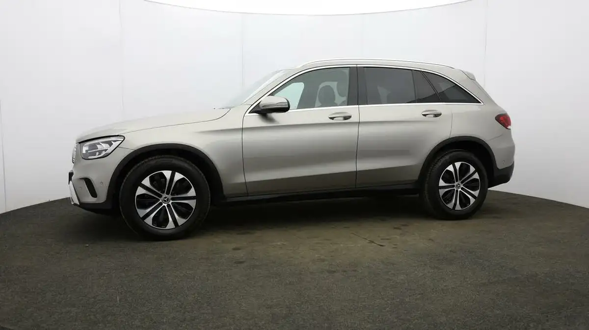 2019-mercedes-benz-glc-class-20d-glc220d-sport-big-61