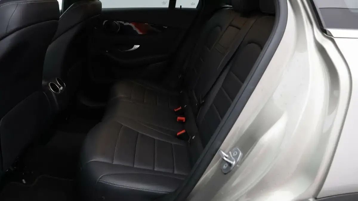 2019-mercedes-benz-glc-class-20d-glc220d-sport-big-15