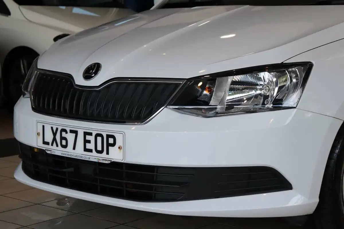 2017-skoda-fabia-10-tsi-se-109ps-hatchback-dsg-big-56