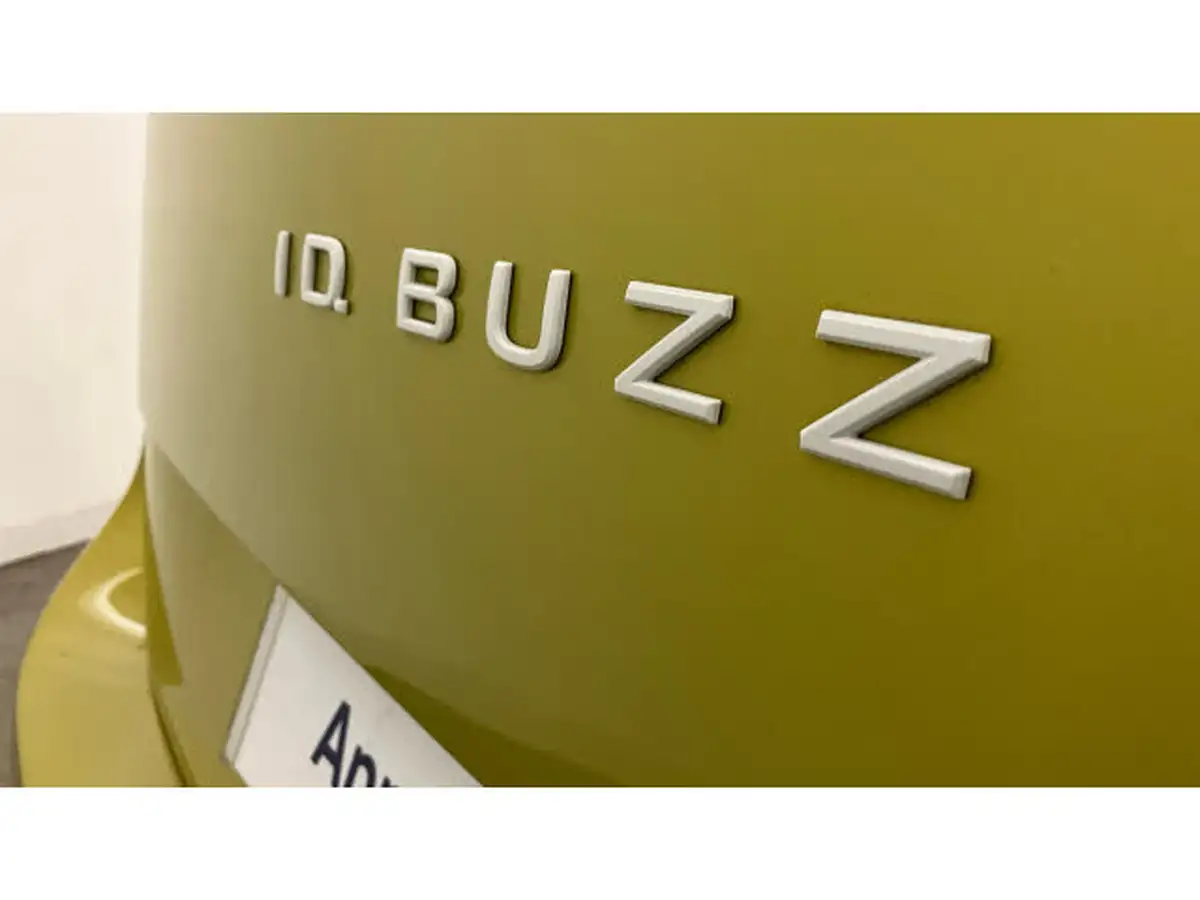 2024-volkswagen-idbuzz-e-style-standard-big-26