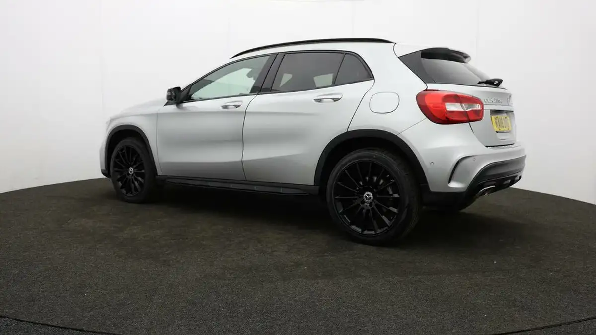 2018-mercedes-benz-gla-class-21d-gla-220d-amg-line-177ps-executivess-big-67