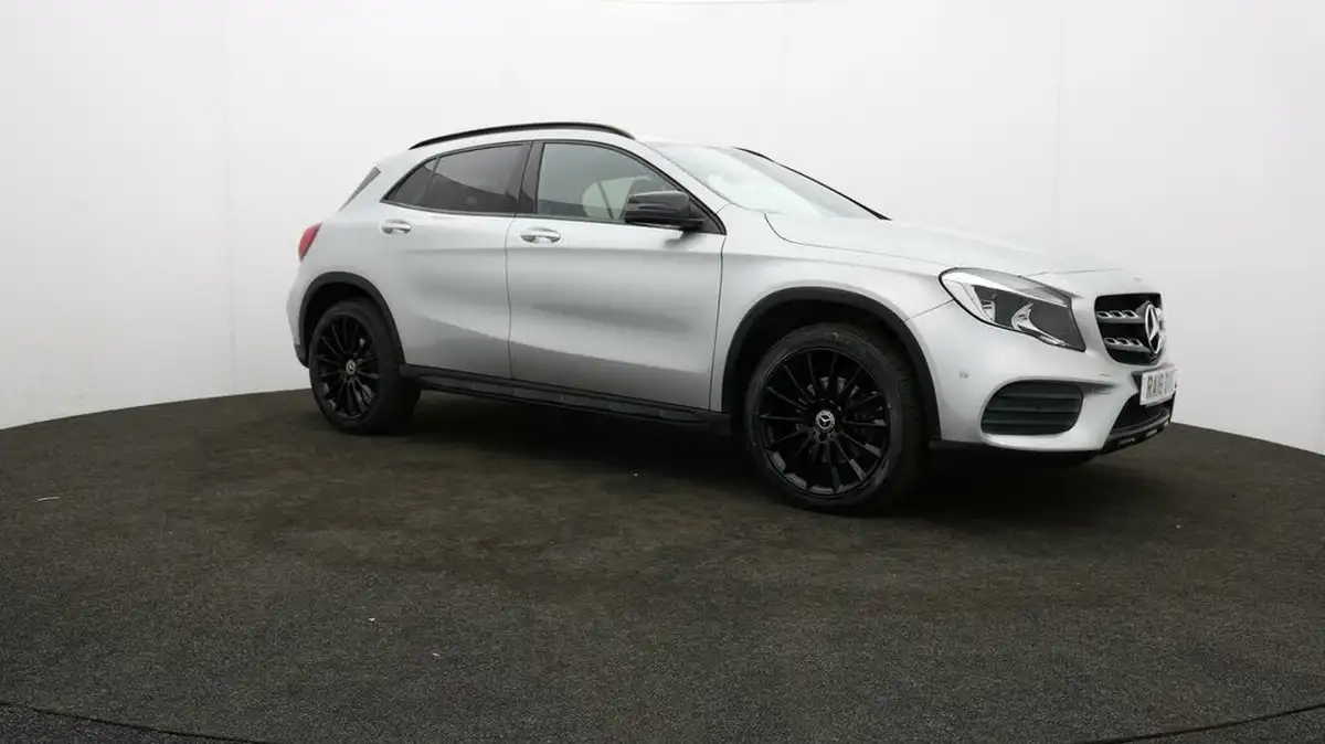 2018-mercedes-benz-gla-class-21d-gla-220d-amg-line-177ps-executivess-big-39