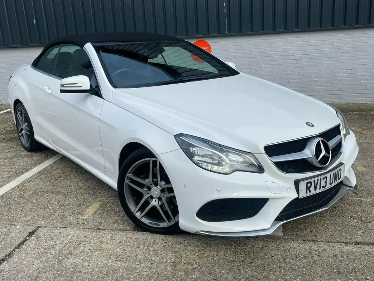 2013-mercedes-benz-e-class-21td-e250-cdi-amg-sport-cdi-cabriolet-2d-big-35