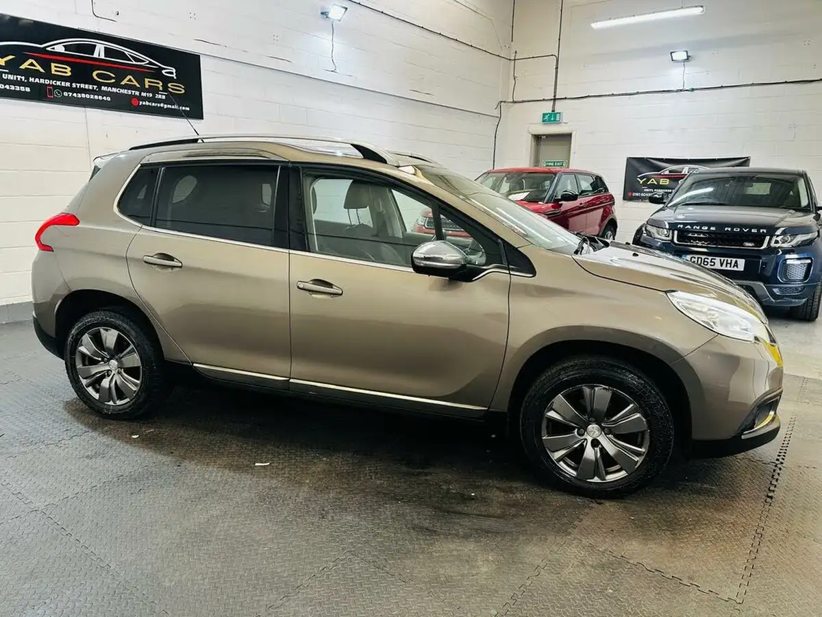 2015-peugeot-2008-crossover-16e-hdi-allure-92bhp-big-19