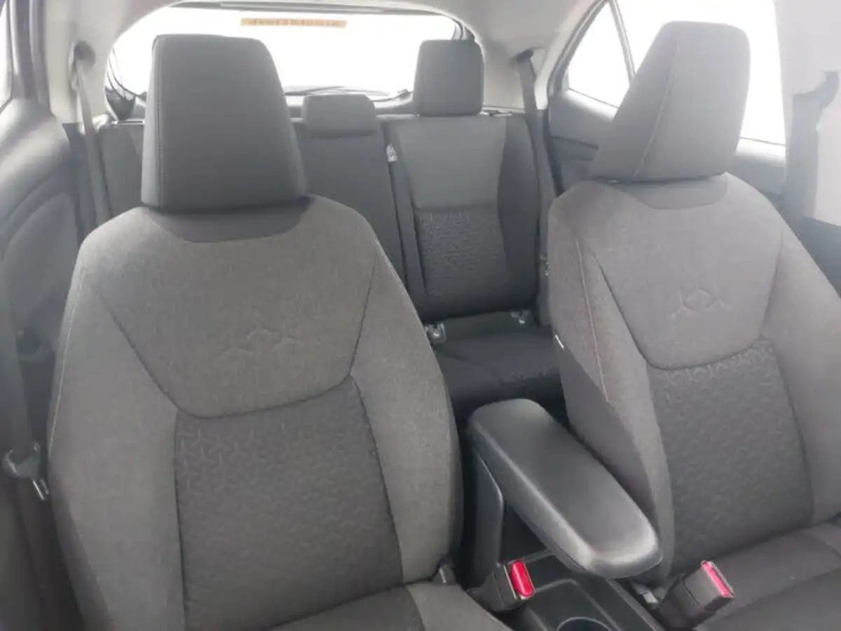 2022-toyota-yaris-cross-15-vvt-i-icon-big-18
