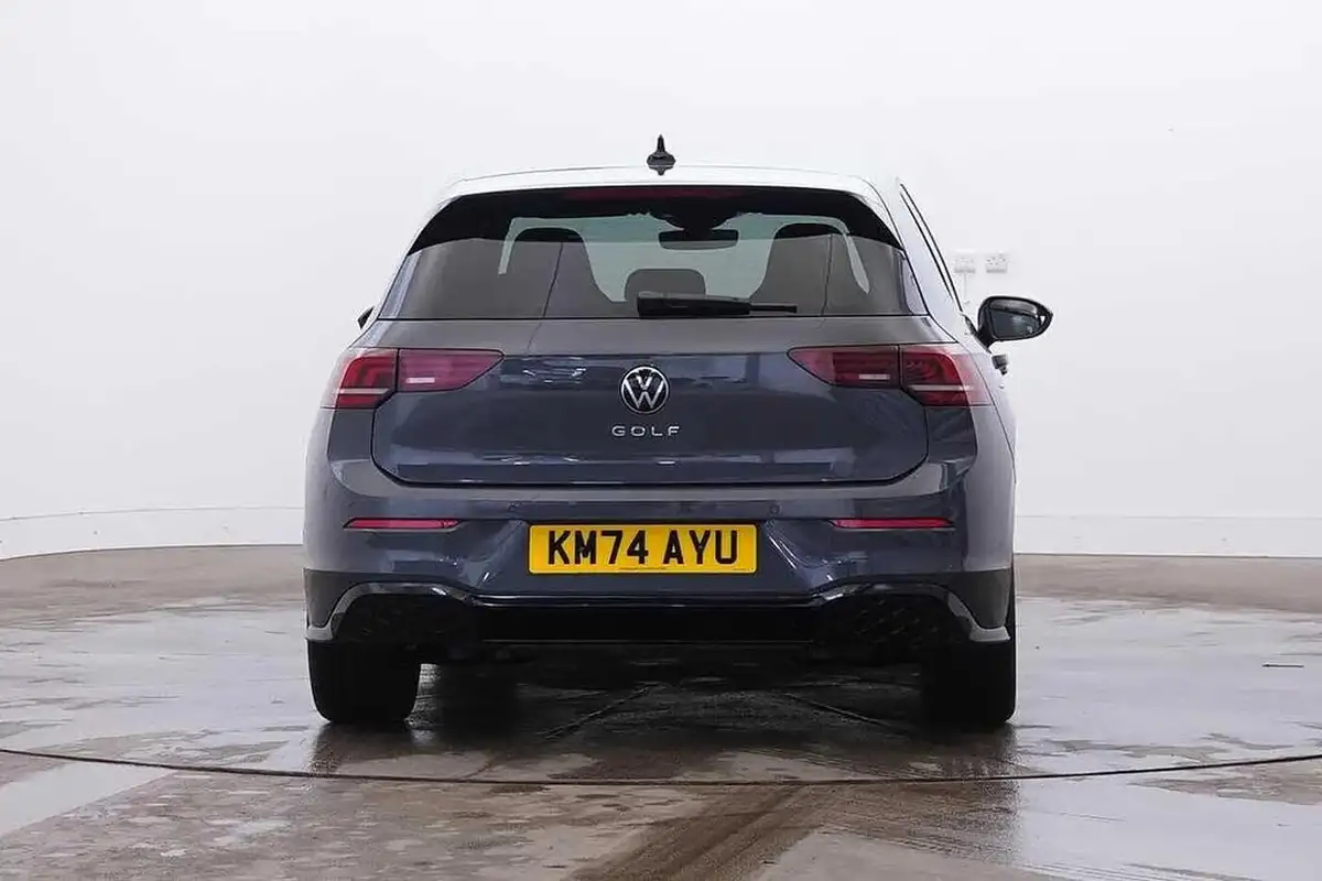 2024-volkswagen-golf-15-tsi-r-line-150ps-hatchback-big-8