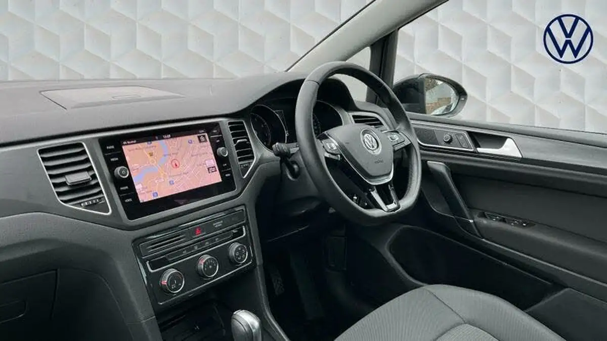 2019-volkswagen-golf-sv-15-tsi-match-150ps-ss-dsg-big-1