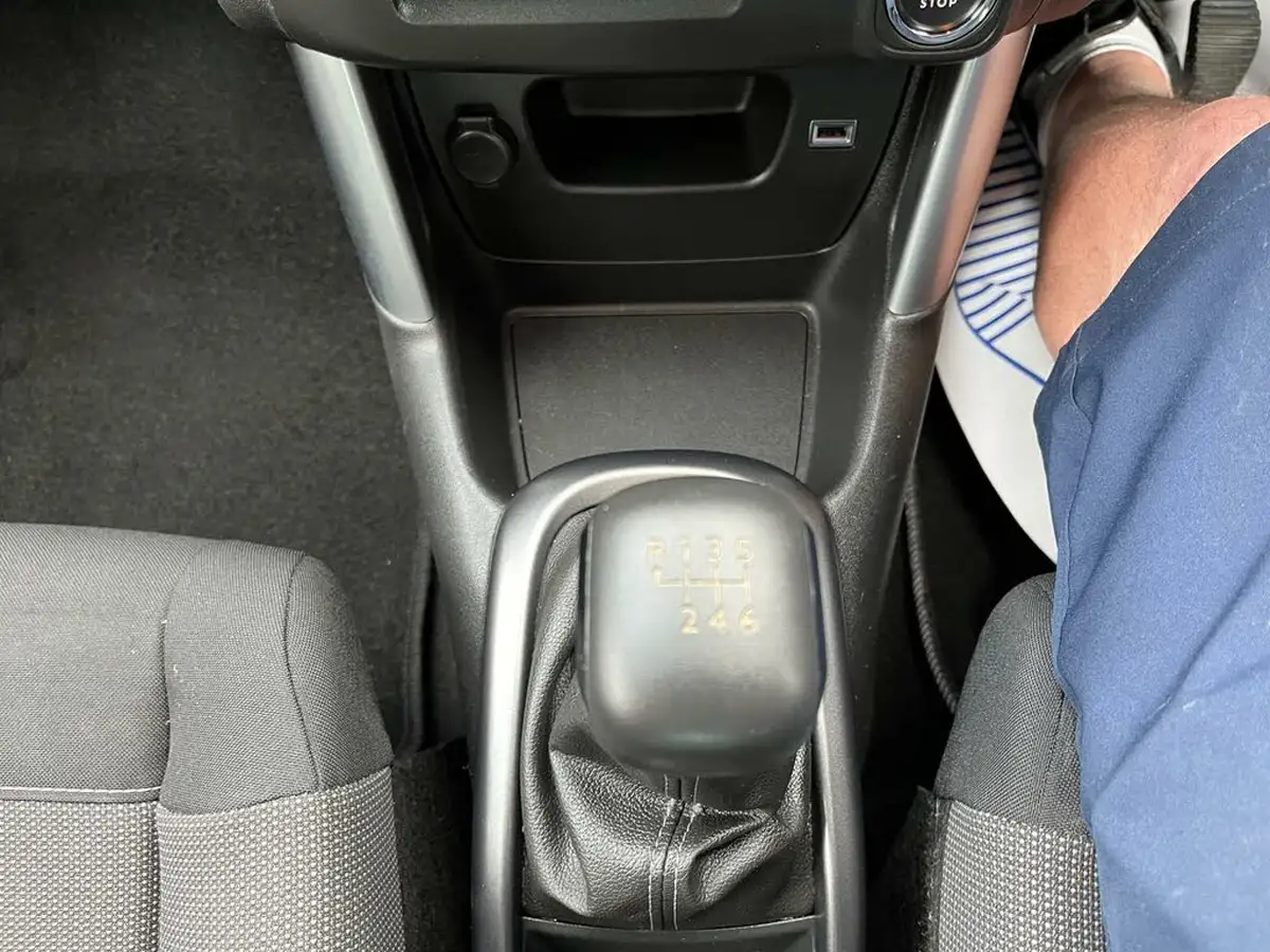 2019-citroen-c3-aircross-12-puretech-flair-130ps-ss-big-37