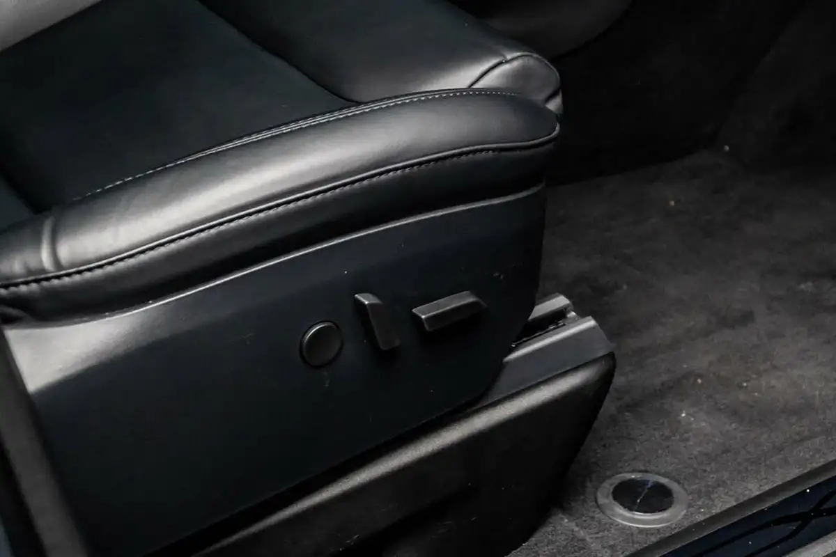 2020-tesla-model-x-e-ludicrous-performance-big-34