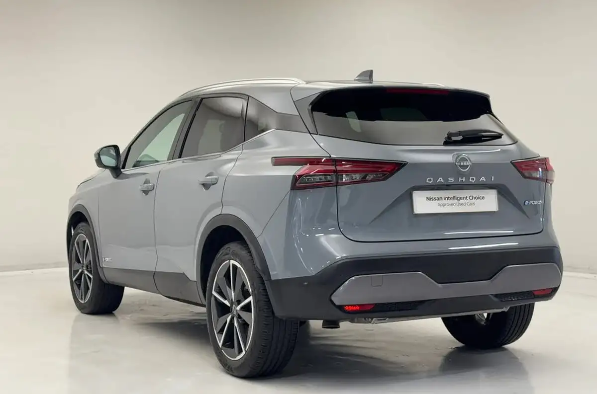 2024-nissan-qashqai-15-tekna-big-8