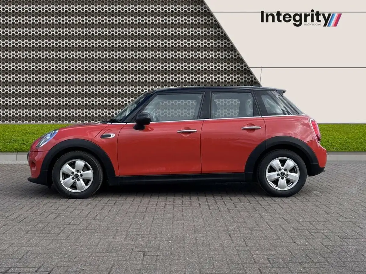 2019-mini-cooper-15-cooper-classic-hatchback-5d-big-3