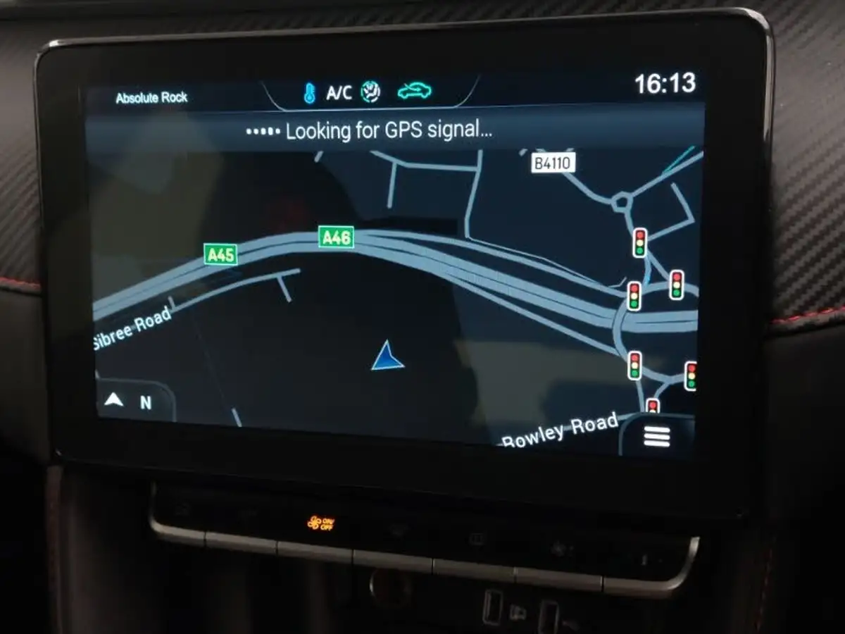 2023-mg-zs-suv-15-vti-tech-exclusive-big-13