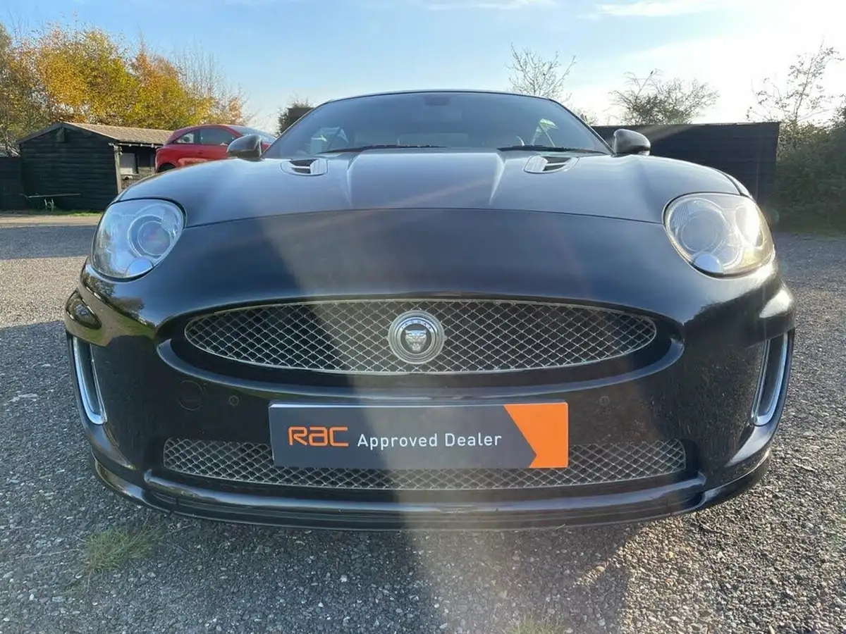 2009-jaguar-xkr-50-coupe-big-13